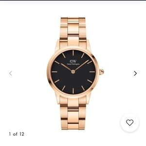 Daniel Wellington iconic link rose gold metallic quartz women’s watch. One size